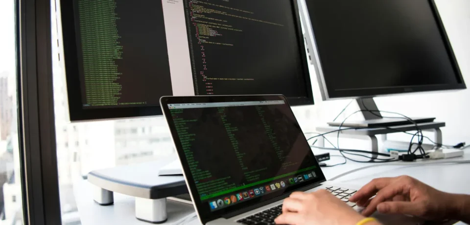 Kompleksowa obsługa informatycznaKompleksowa obsługa informatyczna Kompleksowa obsługa informatyczna