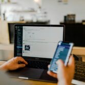 austin-distel-gUIJ0YszPig-unsplash Ile kosztuje strona internetowa? Zobacz, co wpływa na cenę | mIT group
