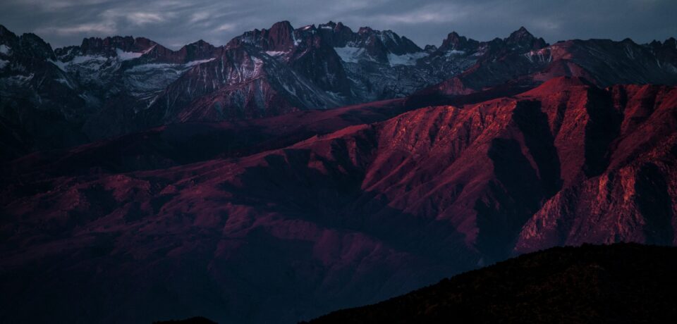 Najlepsze darmowe dystrybucje Linux do pracy biurowej w 2025 roku [Ranking + Porównanie]