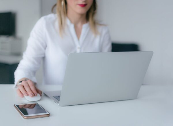 Co to jest licencja open source i na co zwrócić uwagę przy jej wyborze