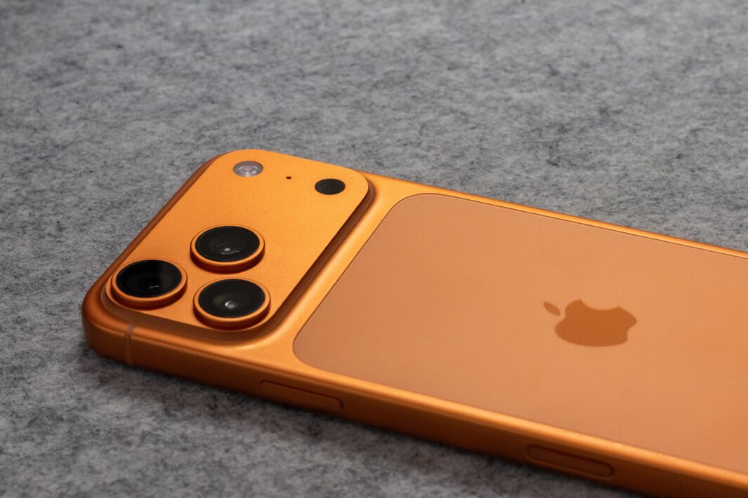 iPhone 17 tanieje przed premierą iPhone 18. Czy to dobry moment na zakup telefonów dla firmy? 1 iPhone 17 tanieje przed premierą iPhone 18. Czy to dobry moment na zakup telefonów dla firmy?