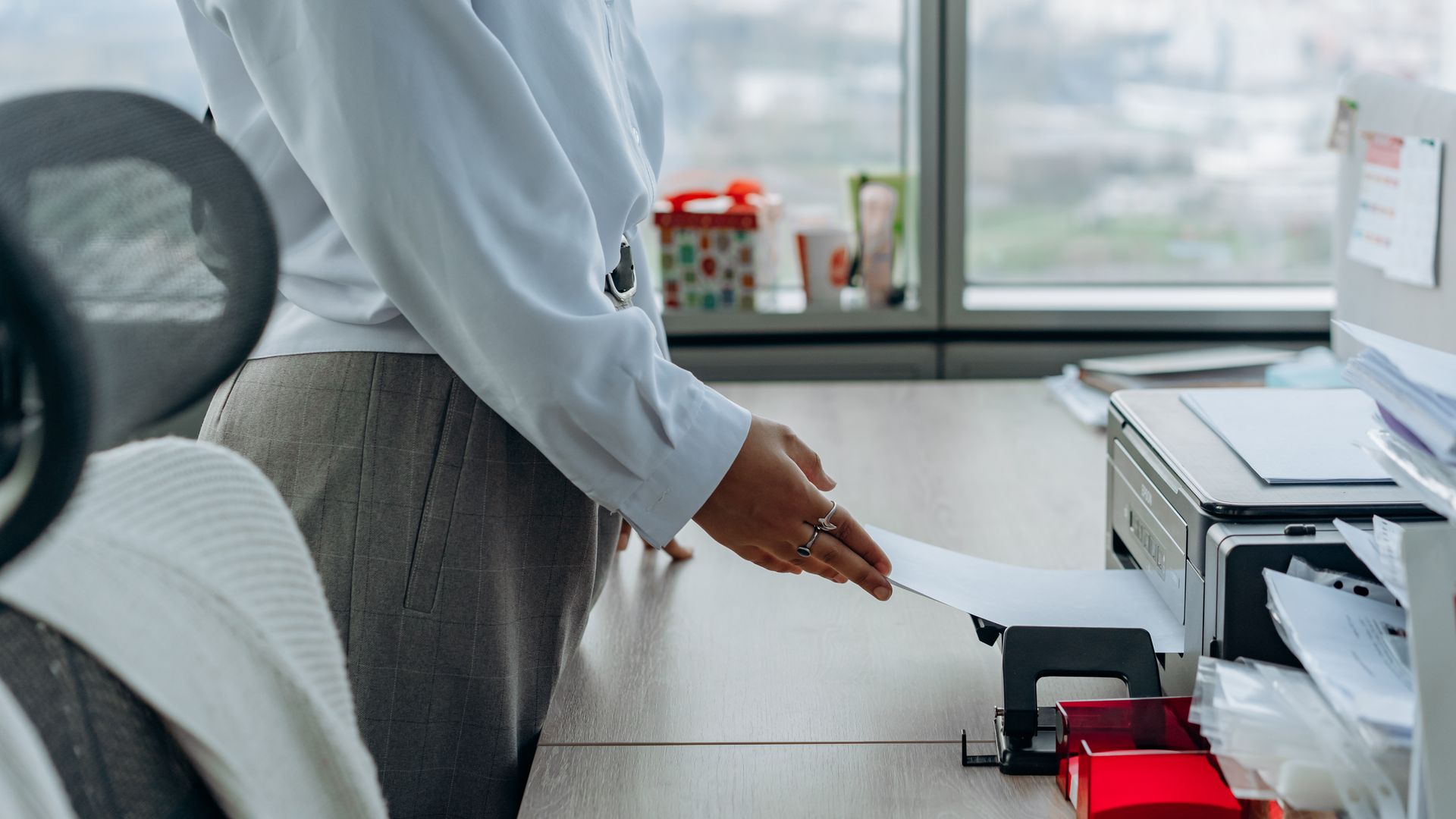 Drukarka na biurku w firmie – urządzenia wysyłające e-maile przez smtp.office365.com