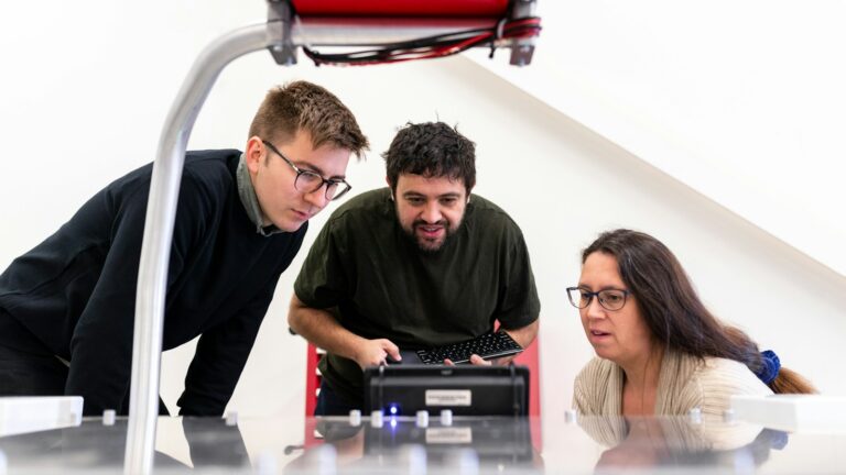STEM Lokalnie: do 200 tys. zł na szkołę, ale wniosek złoży starostwo. Co wiadomo o programie 11 STEM Lokalnie: do 200 tys. zł na szkołę, ale wniosek złoży starostwo. Co wiadomo o programie